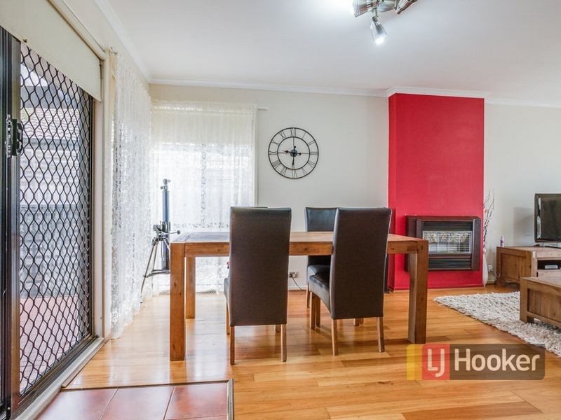 4 Macks Place, Hoppers Crossing VIC 3029