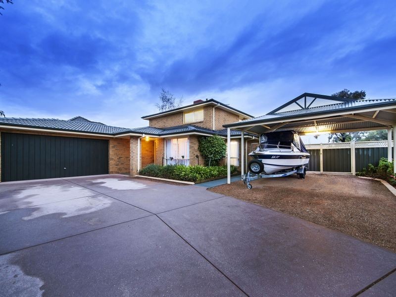 11 Westleigh Drive, Werribee VIC 3030
