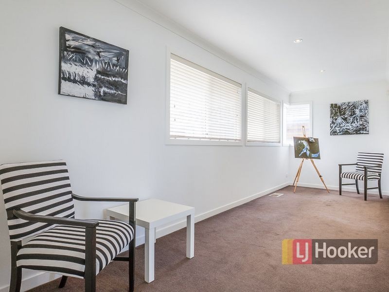 6 Signature Boulevard, Sanctuary Lakes VIC 3030