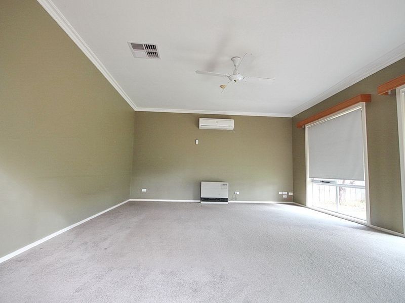 10 Thompson Court, Werribee VIC 3030
