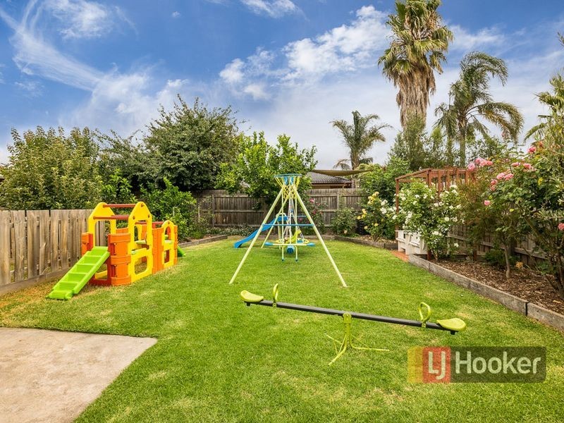 67 Mossfiel Drive, Hoppers Crossing VIC 3029