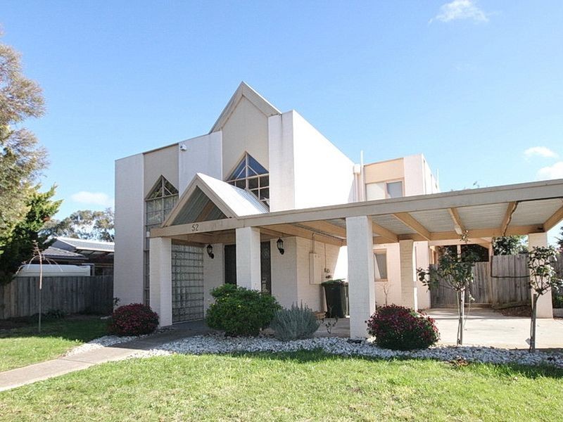 52 Barber Drive, Hoppers Crossing VIC 3029