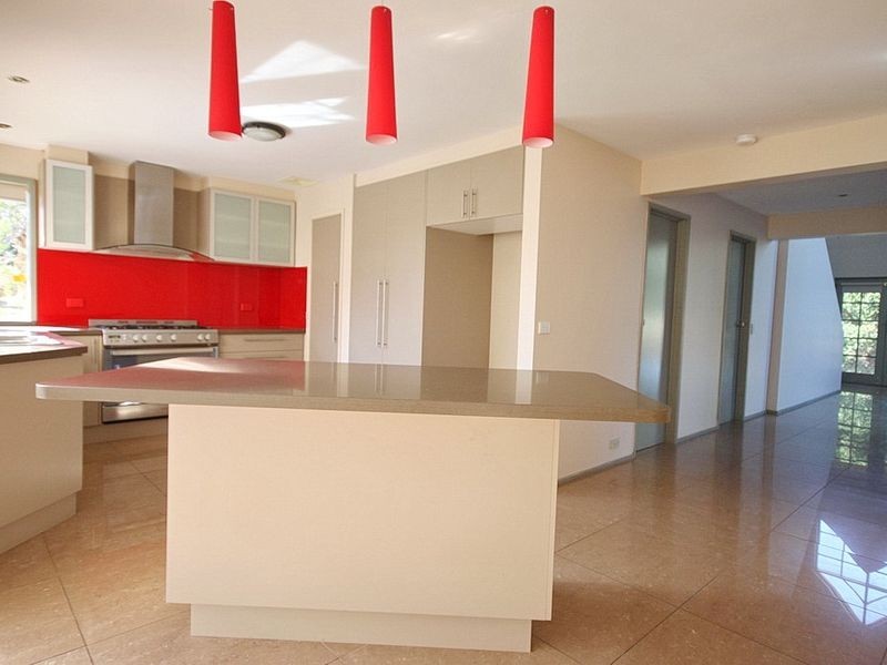 52 Barber Drive, Hoppers Crossing VIC 3029