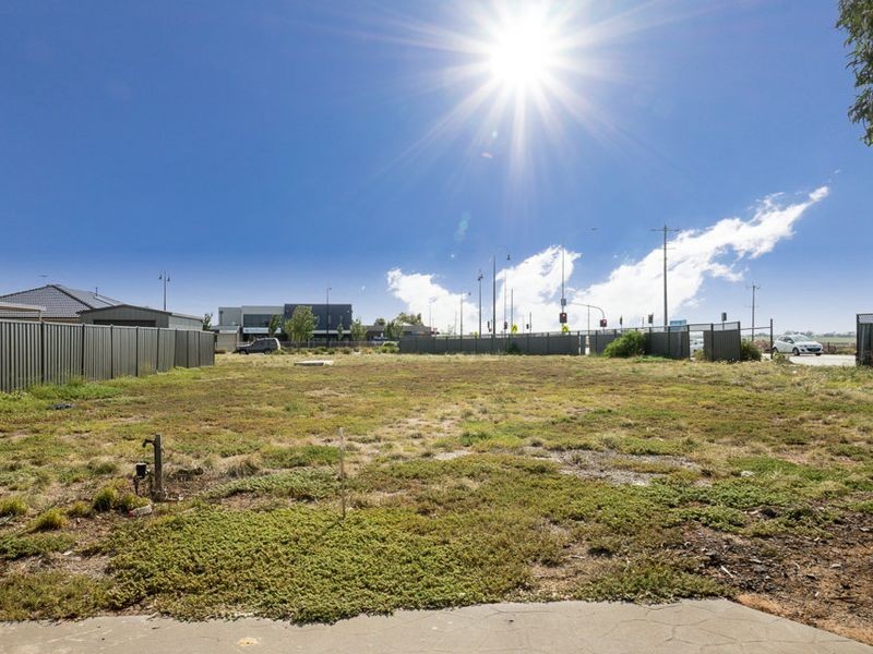 Lots 1 2 & Kalimna Way, Truganina VIC 3029