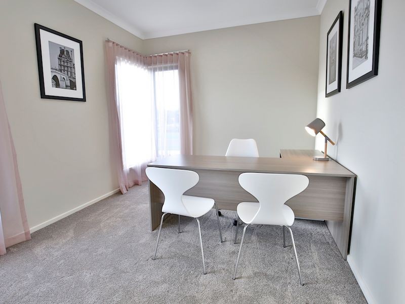 16 Billeroy Way, Werribee VIC 3030