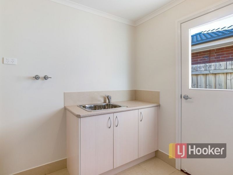2/7 Trinca Court, Werribee VIC 3030