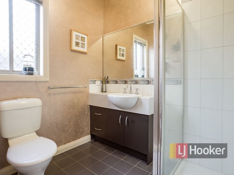 2/1 Bellworth Avenue, Tarneit VIC 3029