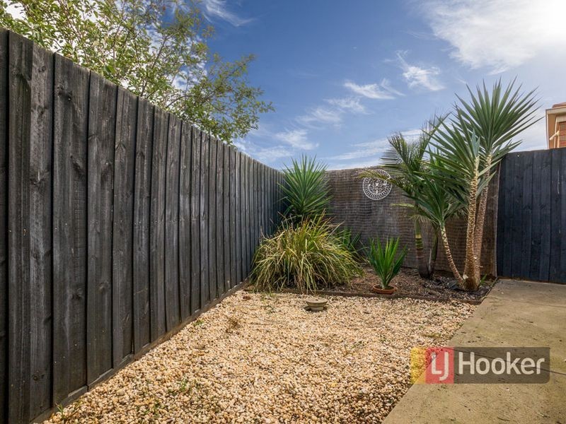 2/1 Bellworth Avenue, Tarneit VIC 3029