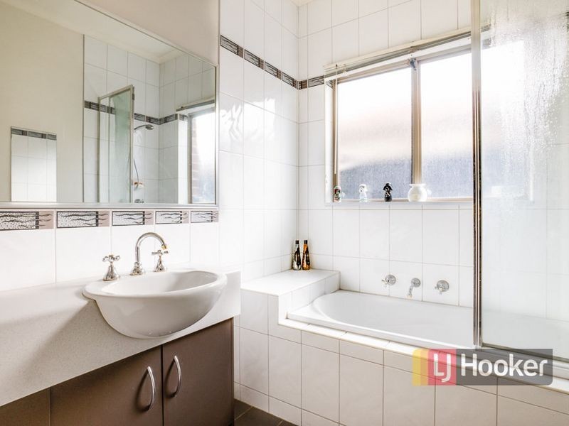 2/1 Bellworth Avenue, Tarneit VIC 3029