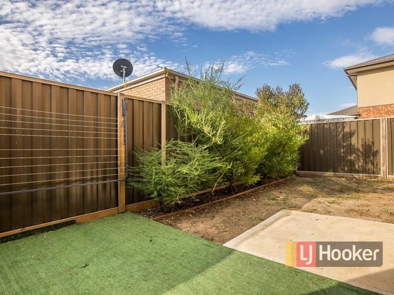51 Greenleaf Circuit, Tarneit VIC 3029