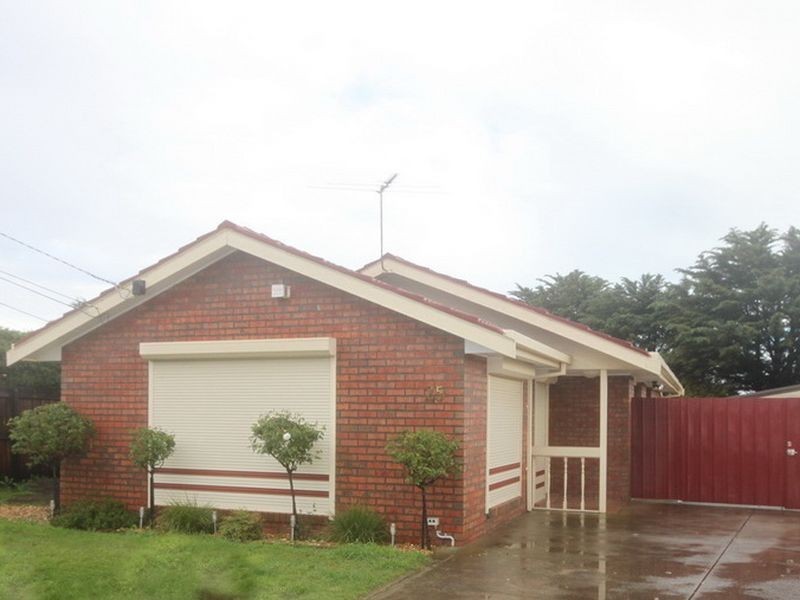 25 Sunbird Crescent, Hoppers Crossing VIC 3029