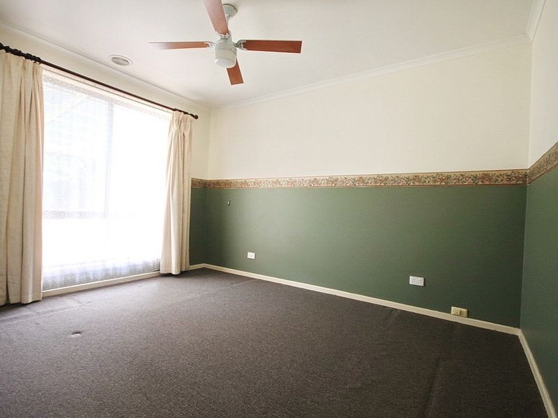 25 Sunbird Crescent, Hoppers Crossing VIC 3029