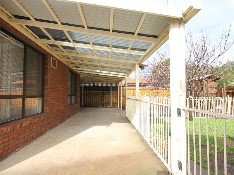 25 Sunbird Crescent, Hoppers Crossing VIC 3029