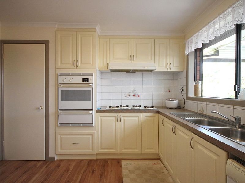 15 Mirambeek Road, Hoppers Crossing VIC 3029