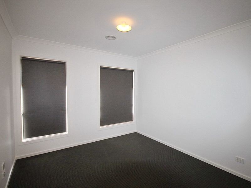 5 Bakewell Crescent, Truganina VIC 3029