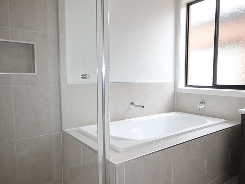 5 Bakewell Crescent, Truganina VIC 3029