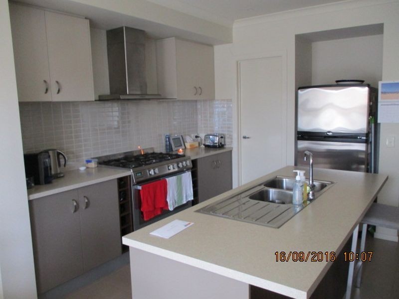 24 Prominence Boulevard, Tarneit VIC 3029