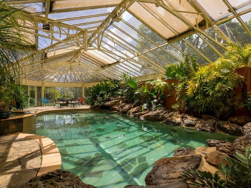 15-17 Sanctuary Close, Werribee VIC 3030