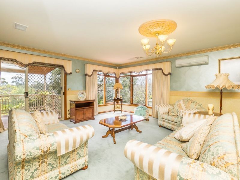 15-17 Sanctuary Close, Werribee VIC 3030