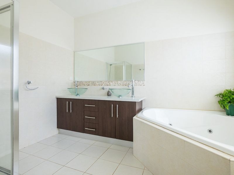 38 Tennyson Drive, Truganina VIC 3029