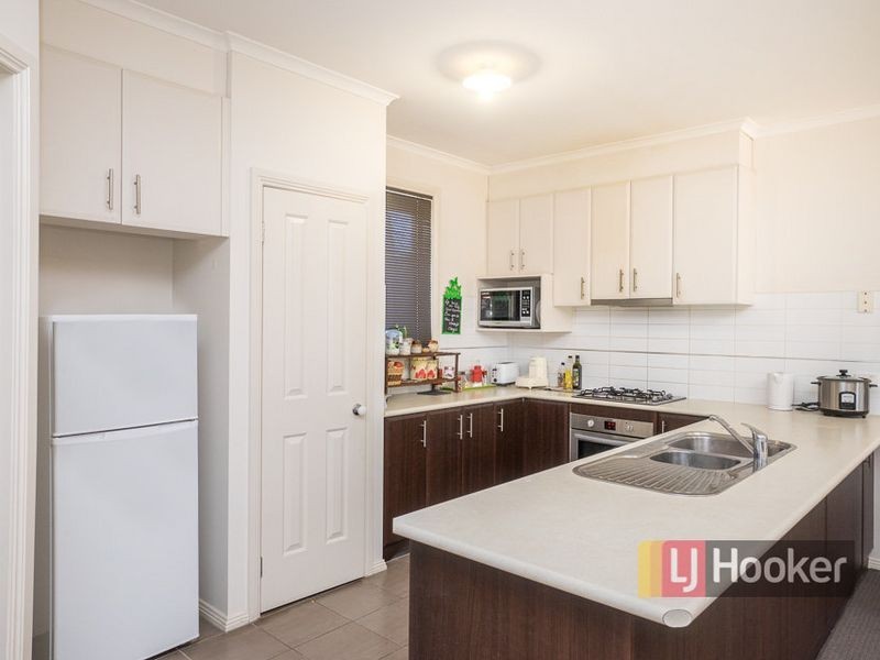 2/26 Fernwood Drive, Hoppers Crossing VIC 3029