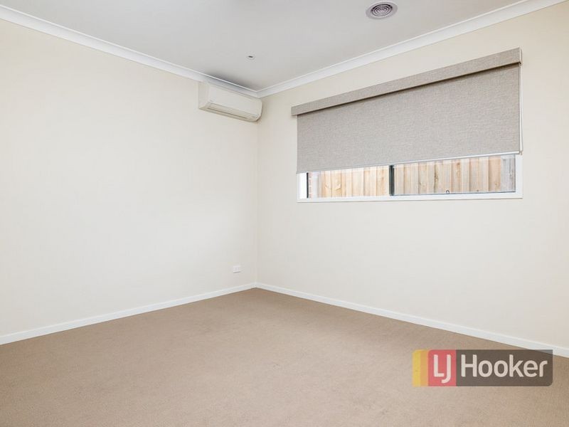 5 Macaloney Road, Williams Landing VIC 3027