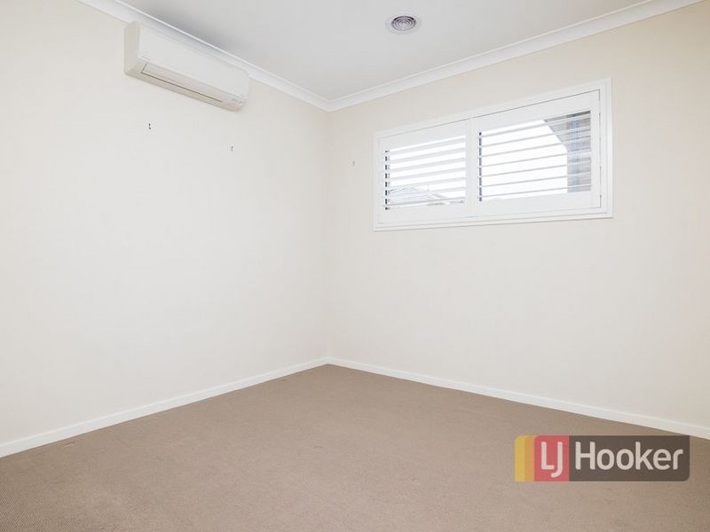 5 Macaloney Road, Williams Landing VIC 3027