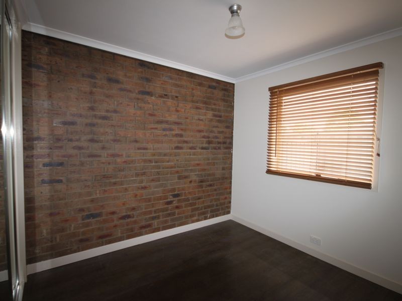 2/22 Centre Road, Werribee VIC 3030