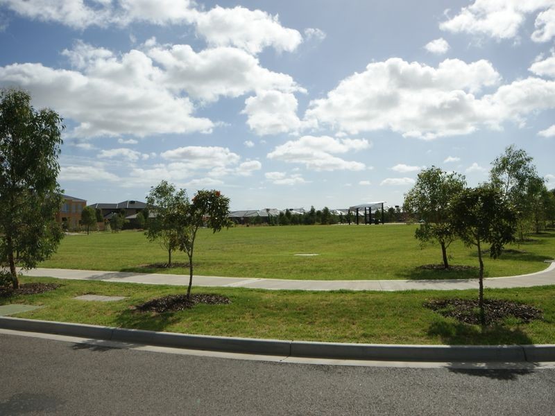 3 Titan Grove, Truganina VIC 3029