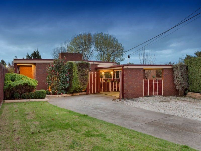 7 Elaroo Court, Werribee VIC 3030