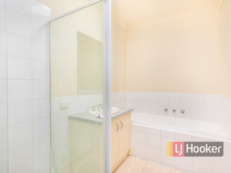 18/15A Hooker Road, Werribee VIC 3030