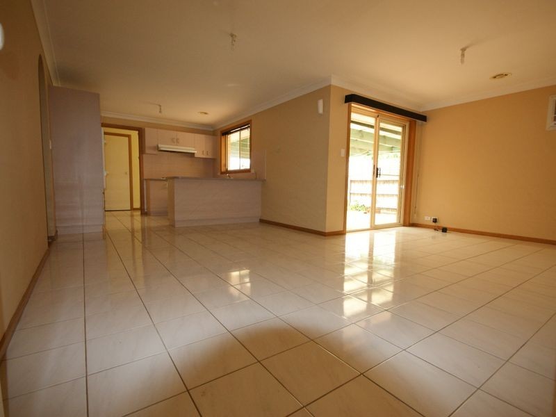 18 Thames Boulevard, Werribee VIC 3030