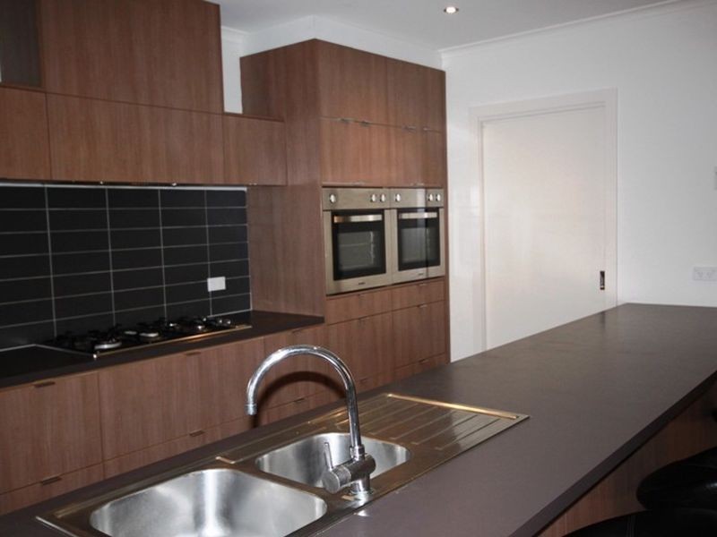 8 Peregrine Court, Tarneit VIC 3029