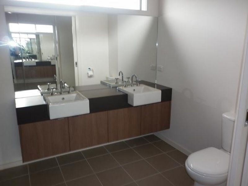 8 Peregrine Court, Tarneit VIC 3029