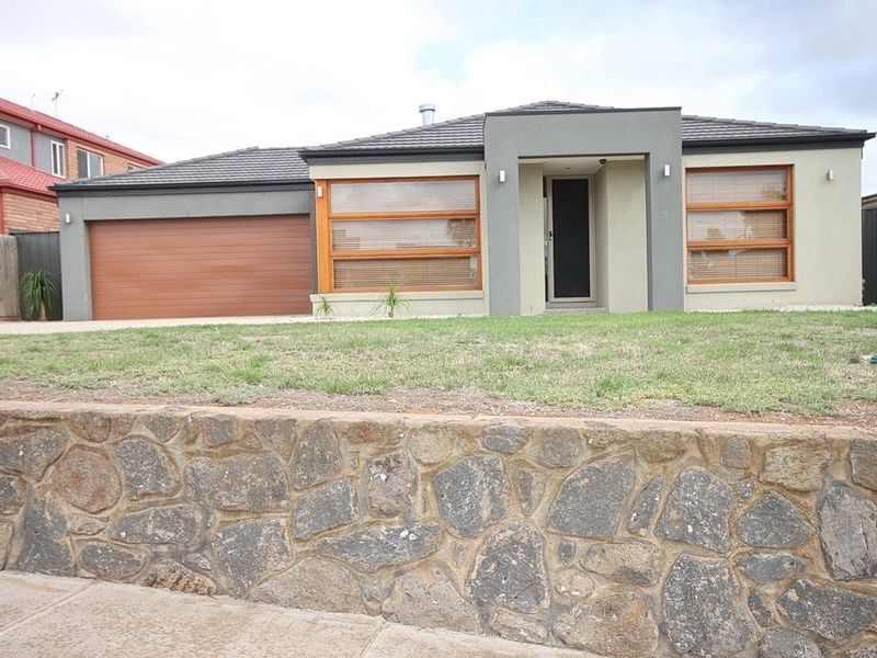 8 Peregrine Court, Tarneit VIC 3029