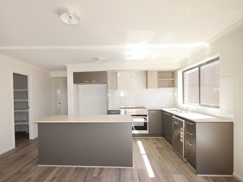 12 (Lot 10 Benson Hurst Parade, Point Cook VIC 3030