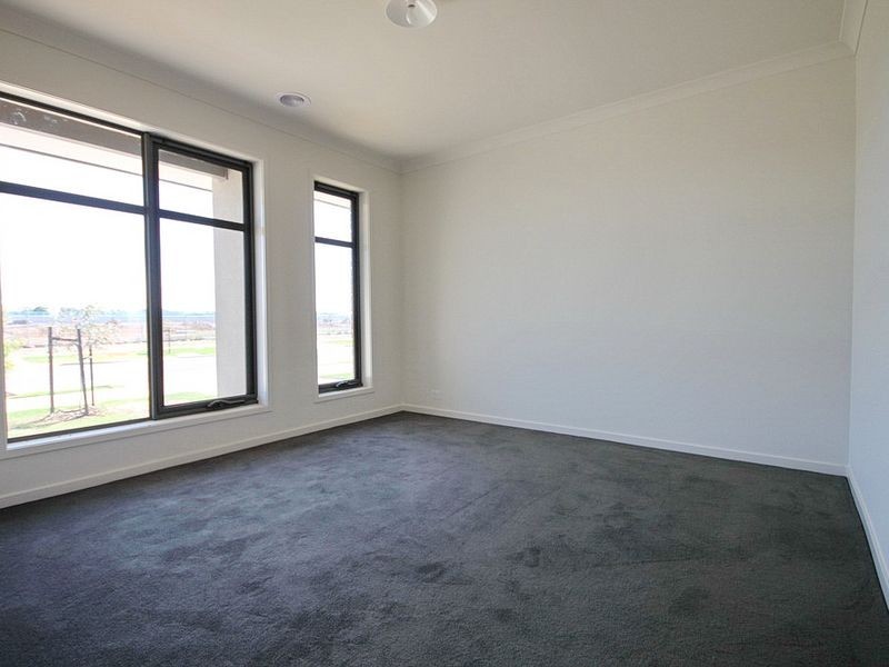 12 (Lot 10 Benson Hurst Parade, Point Cook VIC 3030