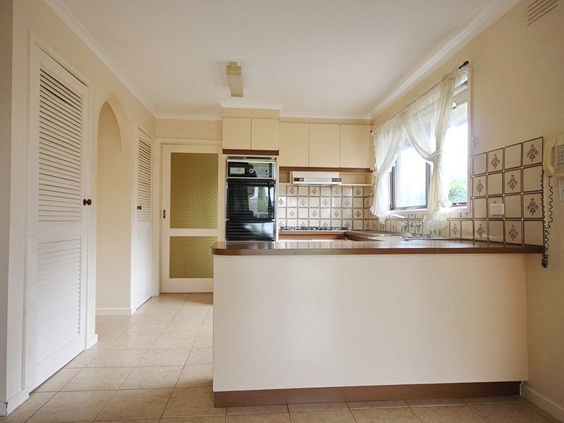 11 Hampstead Drive, Hoppers Crossing VIC 3029