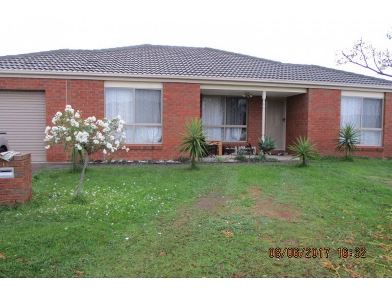 15 Lauderdale Drive, Tarneit VIC 3029
