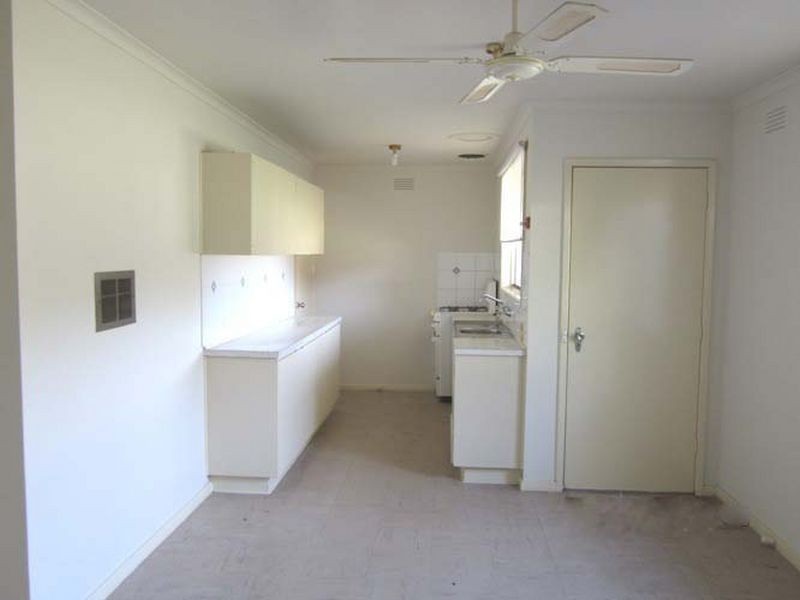 27 Parrakeet Road, Werribee VIC 3030