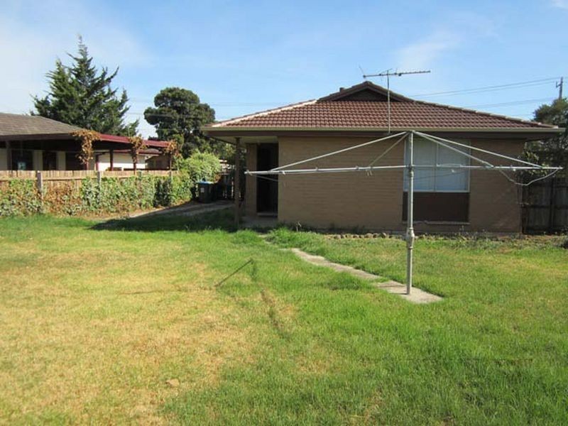 27 Parrakeet Road, Werribee VIC 3030