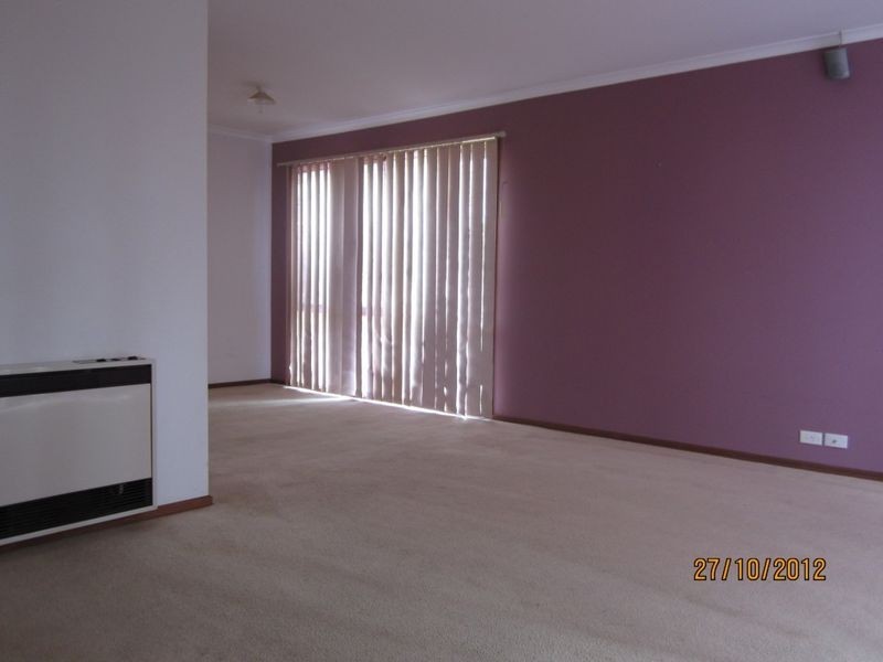 35 Kathleen Crescent, Hoppers Crossing VIC 3029