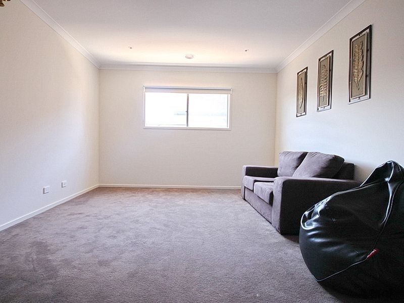 4 Vibrandia Way, Truganina VIC 3029