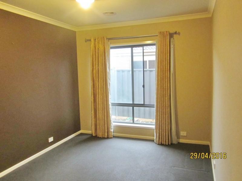 30 Brigalow Drive, Truganina VIC 3029