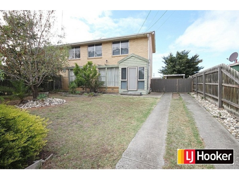 11 Golden Avenue, Werribee VIC 3030