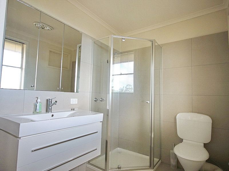 11 Golden Avenue, Werribee VIC 3030
