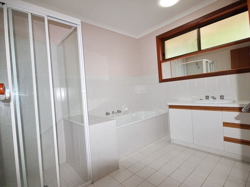 54 Nantilla Crescent, Werribee VIC 3030