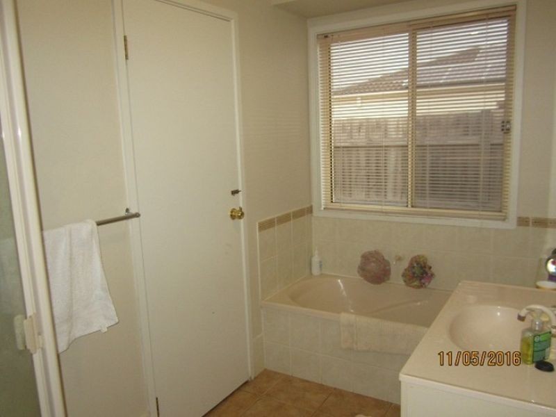 10 Hawkhurst Court, Hoppers Crossing VIC 3029