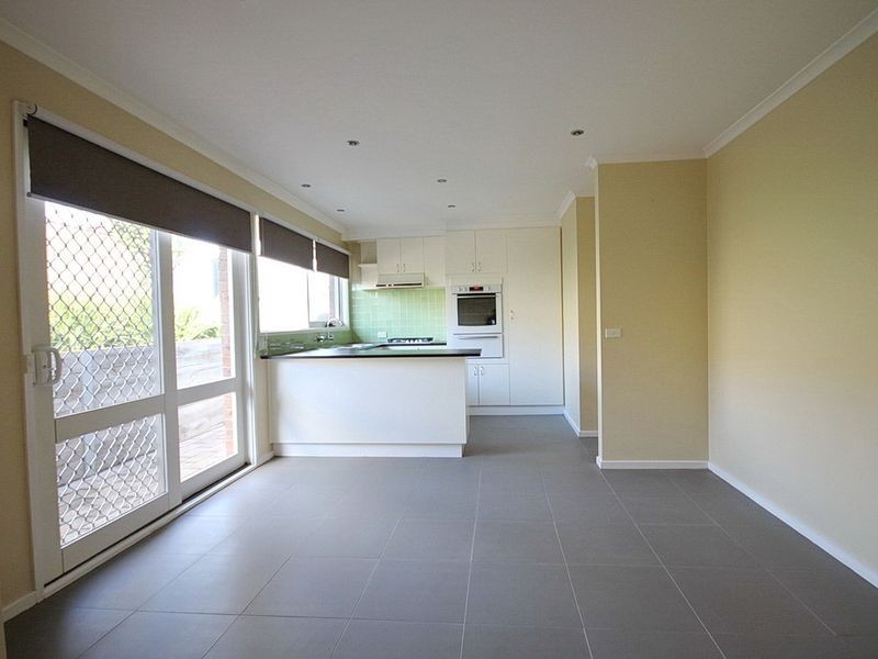 3/22 Centre Avenue, Werribee VIC 3030