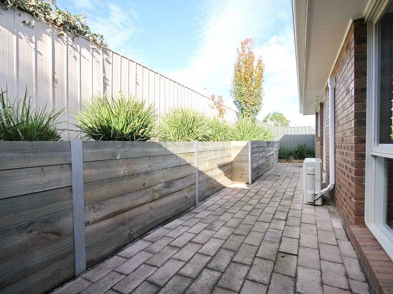 3/22 Centre Avenue, Werribee VIC 3030